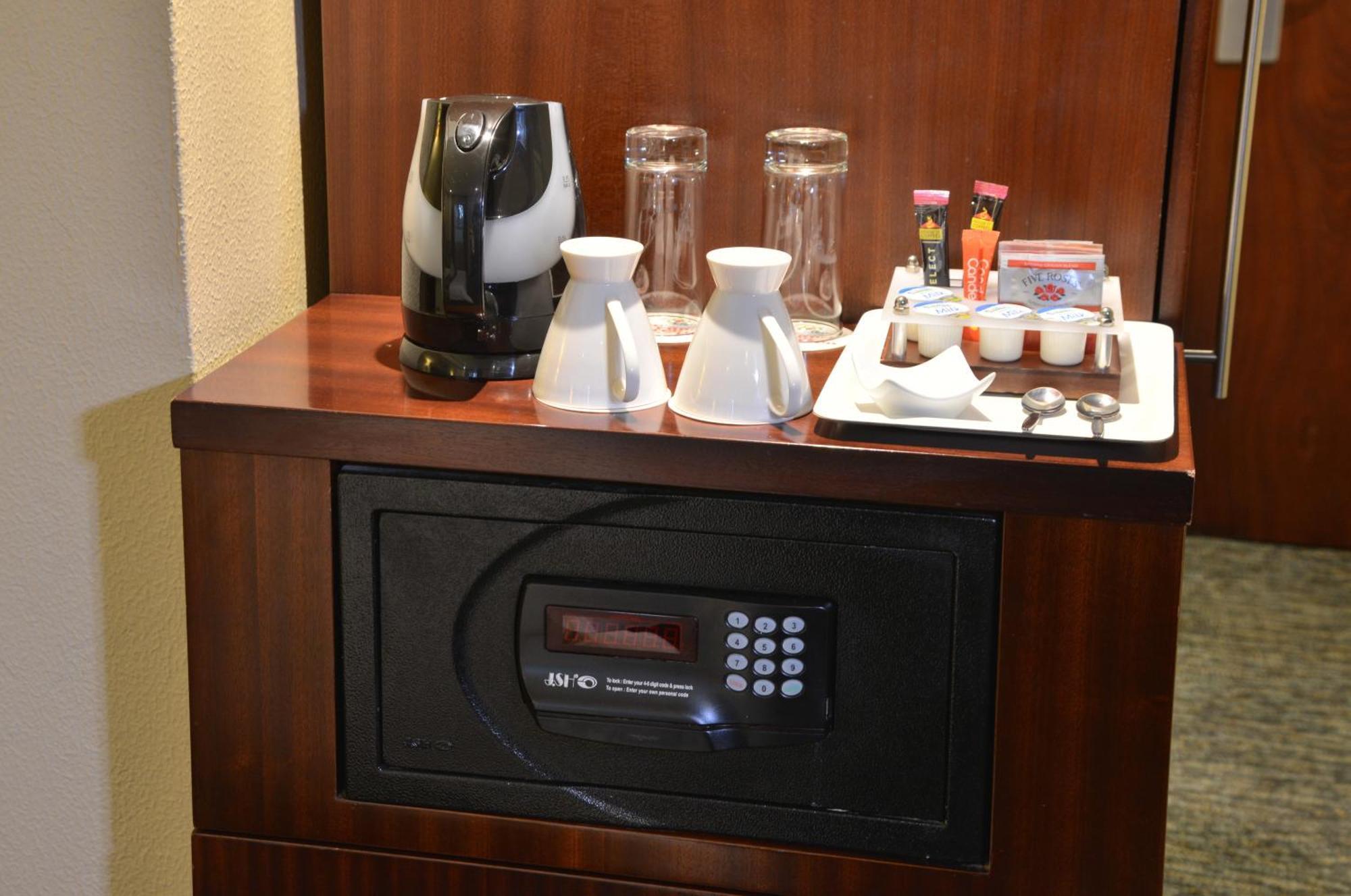 City Lodge Hotel Fourways Стая снимка